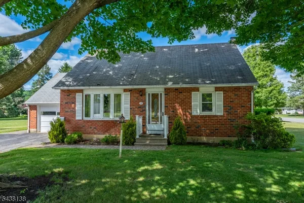 $375,000 | 18 Midland Avenue, Washington, NJ 07882