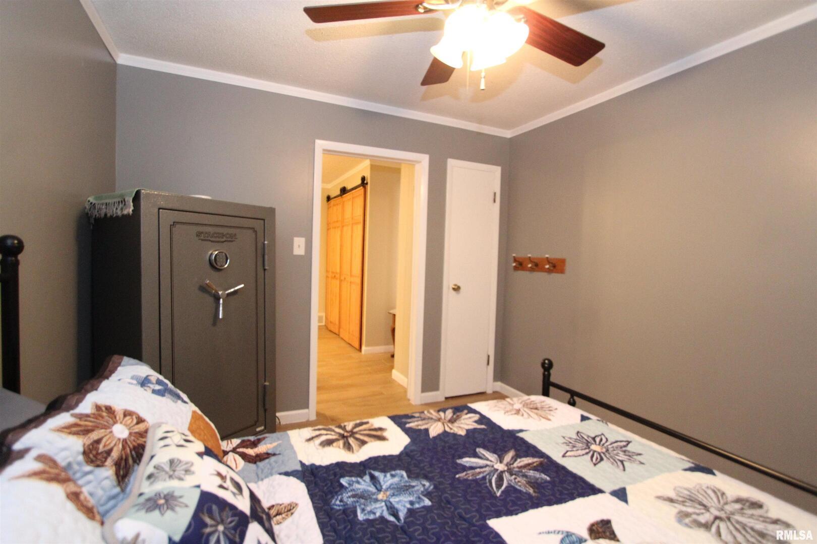 1316 Florence Avenue Clinton, IA 52732 - Photo 19 of 28