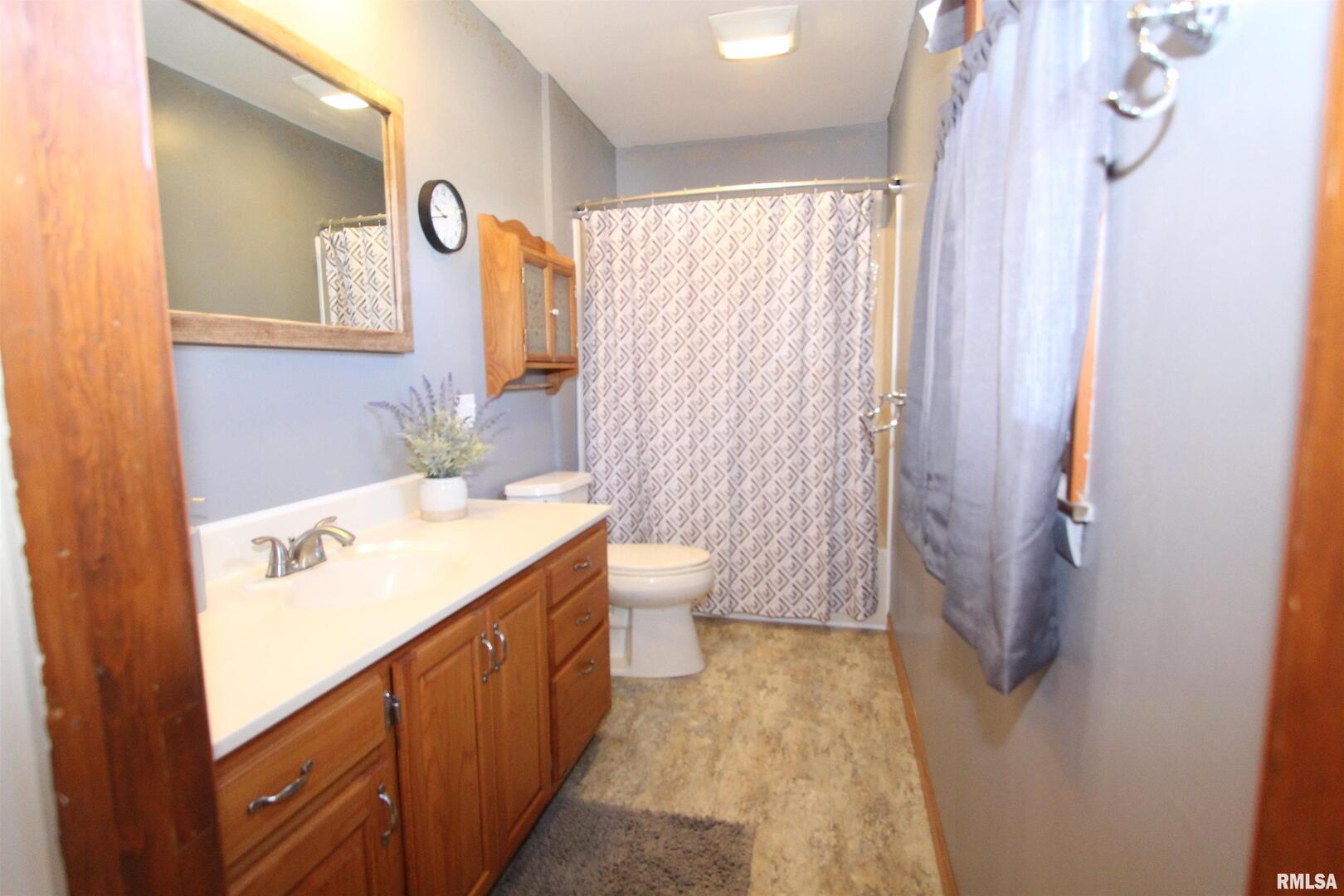 1316 Florence Avenue Clinton, IA 52732 - Photo 20 of 28