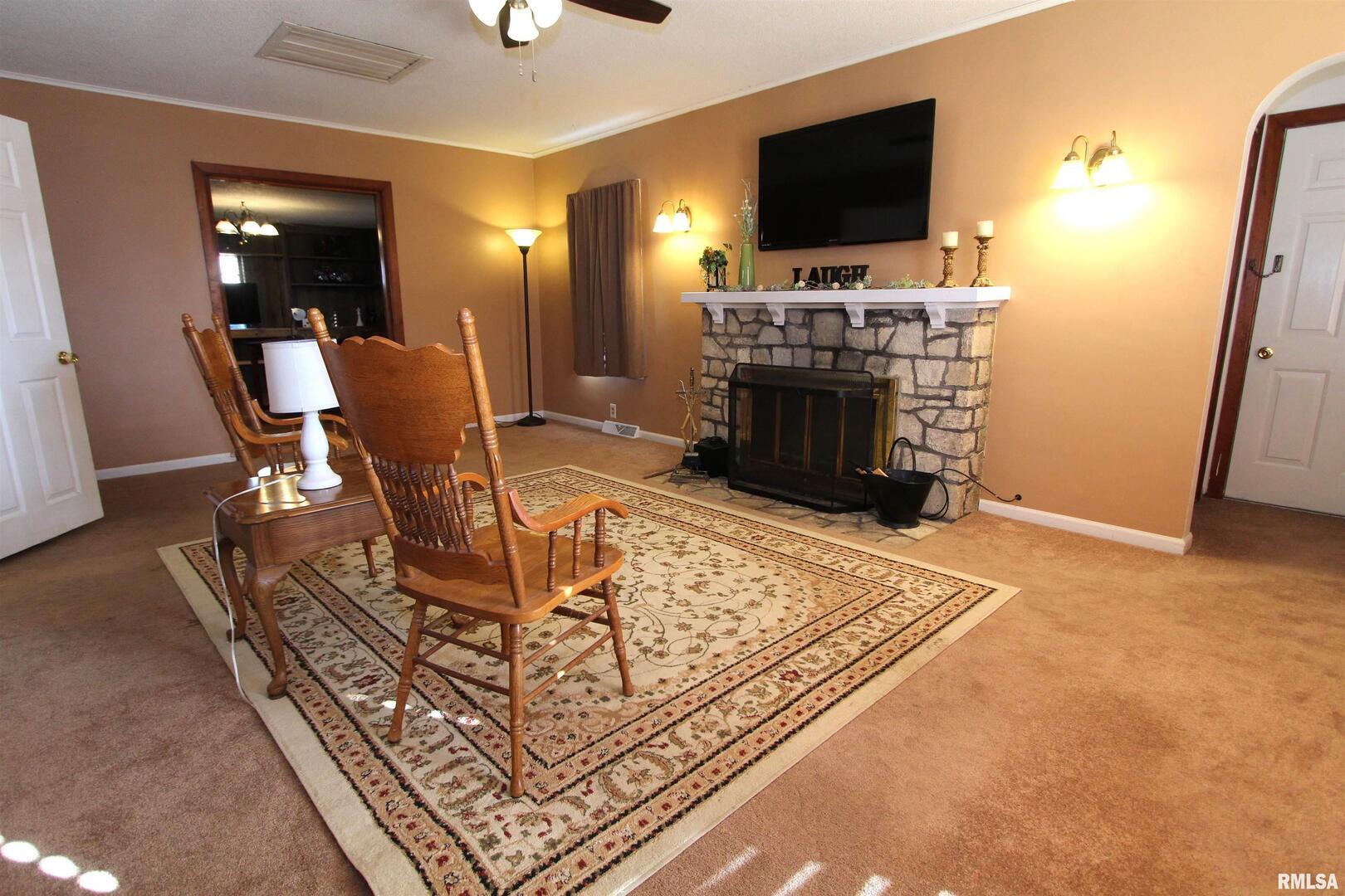 1316 Florence Avenue Clinton, IA 52732 - Photo 23 of 28