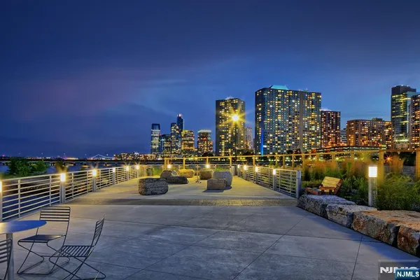 $1,190,000 | 20 Newport Parkway, Unit 2311, Jersey City, NJ 07310