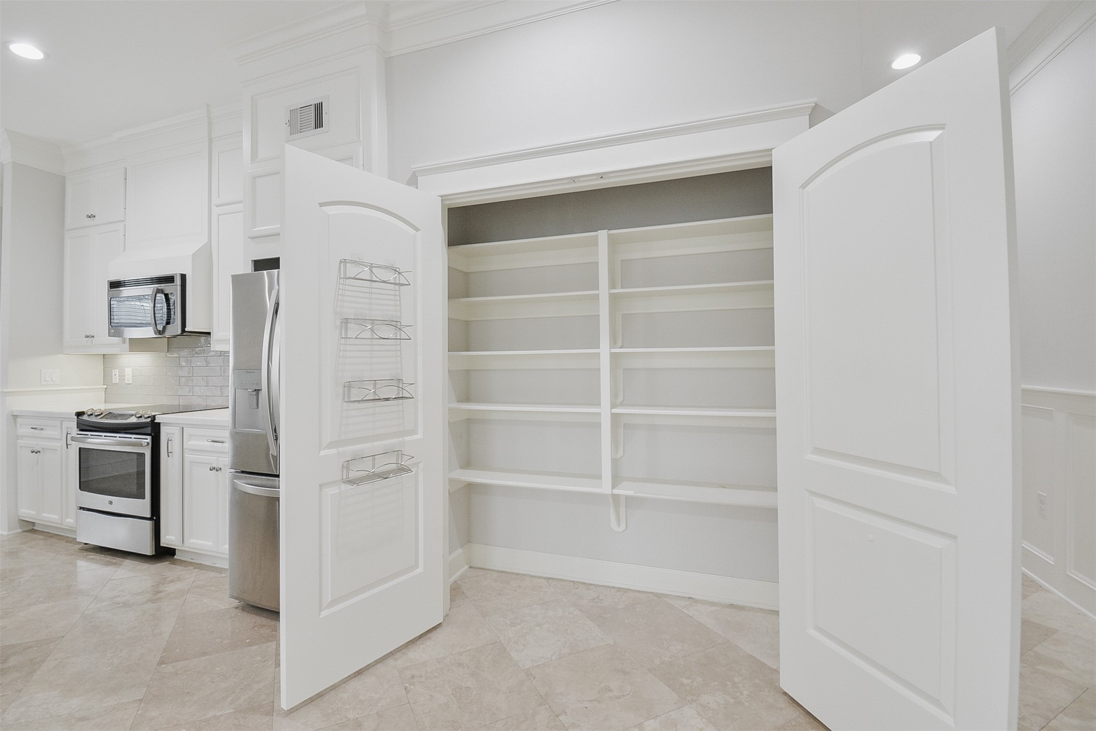 2802 Morrison Street, Unit 109 Houston, TX 77009 - Photo 9 of 40 Gallery Image 9