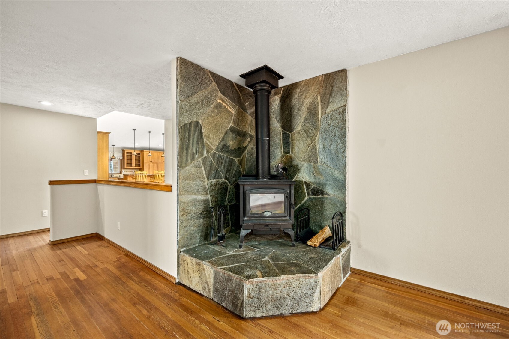8511 East Hamilton Road Chattaroy, WA 99003 - Photo 19 of 40 Gallery Image 19