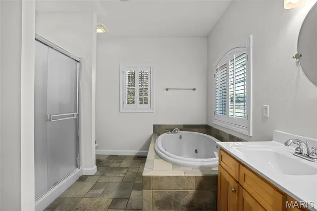 $865,000 | 109 Yorkshire Court, Troy, IL 62294