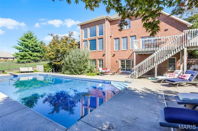 $865,000 | 109 Yorkshire Court, Troy, IL 62294