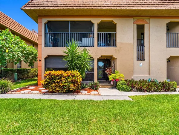$220,000 | 10182 Seminole Island Drive, Largo, FL 33773