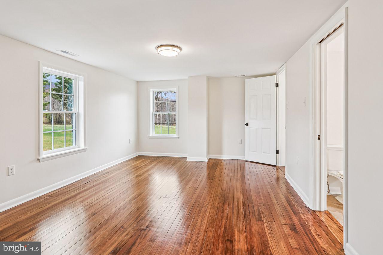 19452 Garretts Mill Road Knoxville, MD 21758 - Photo 29 of 48 2ndary Bedroom