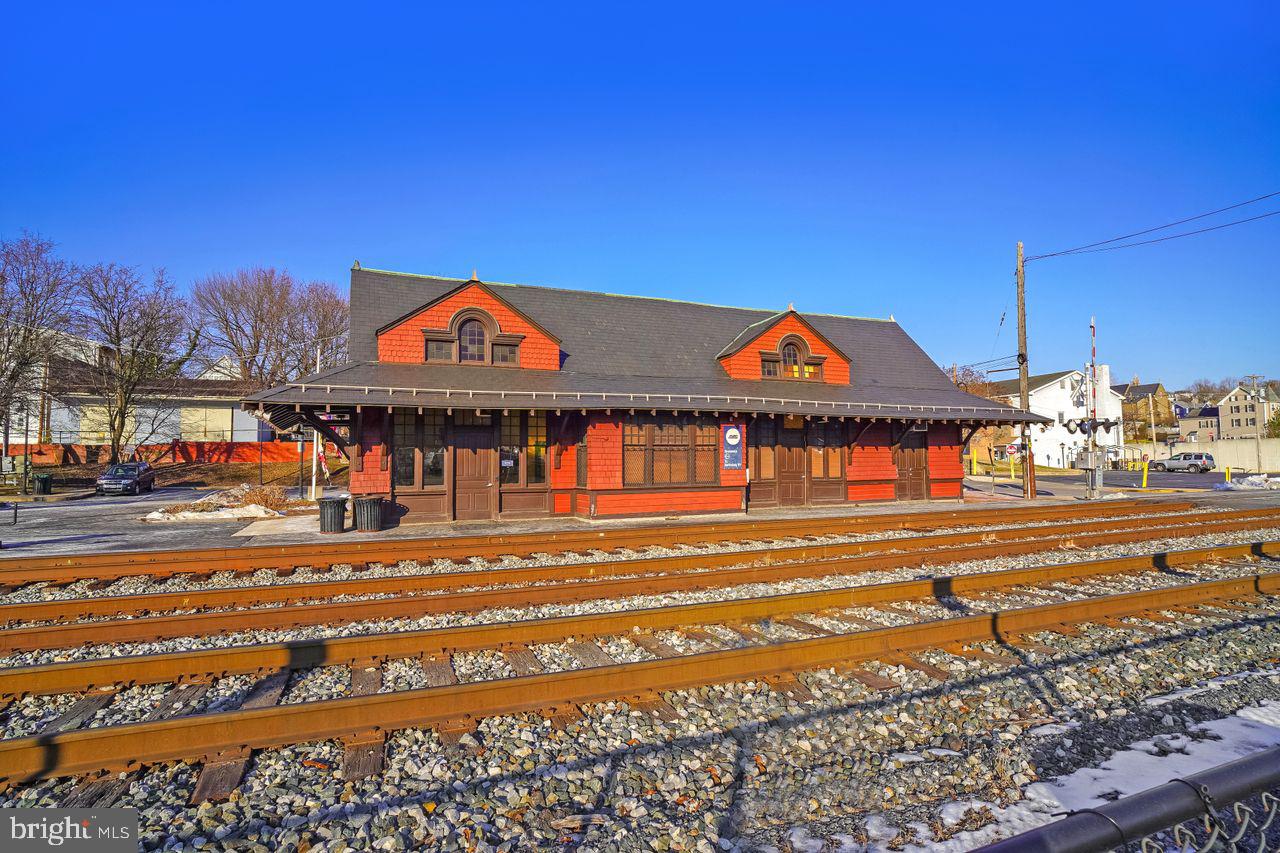 19452 Garretts Mill Road Knoxville, MD 21758 - Photo 46 of 48 Marc Train