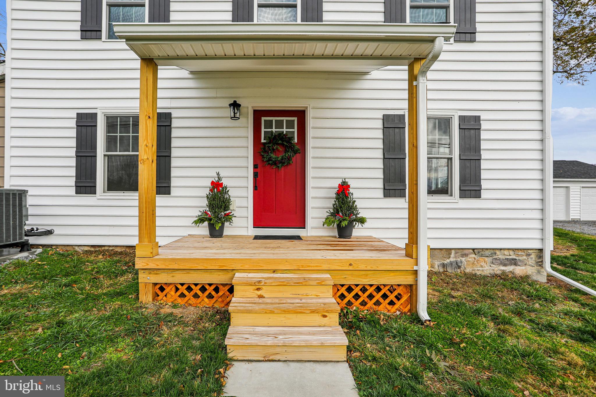 19452 Garretts Mill Road Knoxville, MD 21758 - Photo 5 of 48