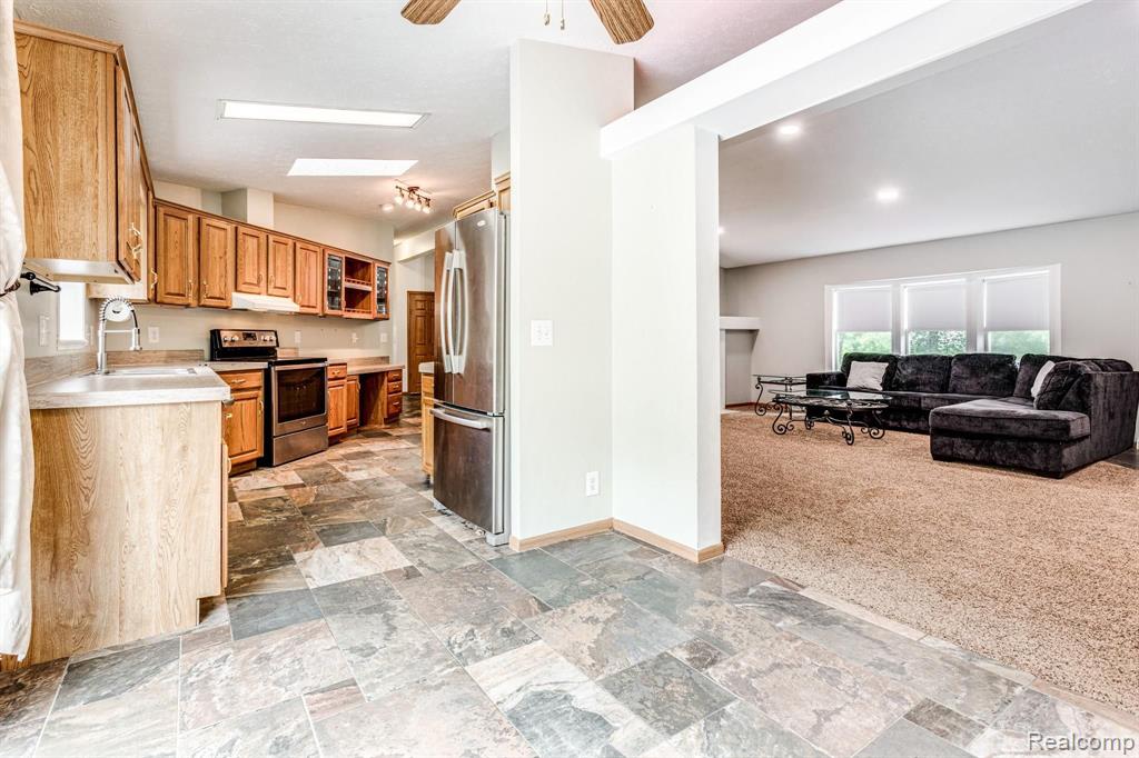 7388 Ross Road Imlay City, MI 48444 - Photo 11 of 45 Gallery Image 11