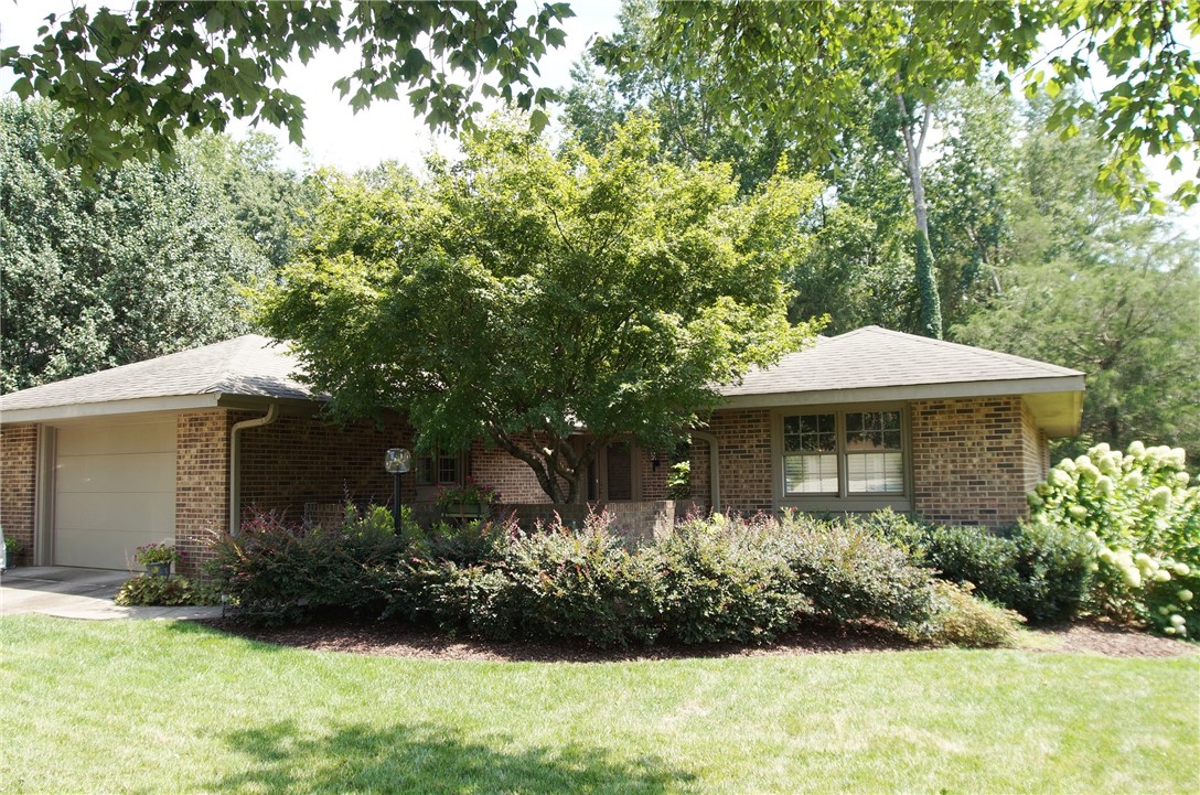 1018 Keystone Lane Clemson, SC 29631 - Photo 1 of 31 Gallery Image 1