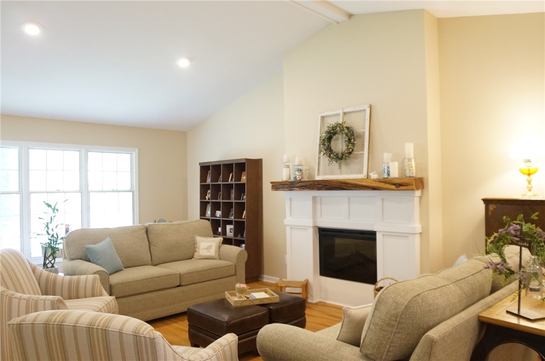 1018 Keystone Lane Clemson, SC 29631 - Photo 3 of 31 Gallery Image 3
