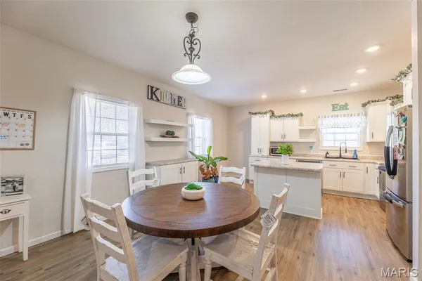 $229,900 | 220 Ripley 160e-8, Doniphan, MO 63935