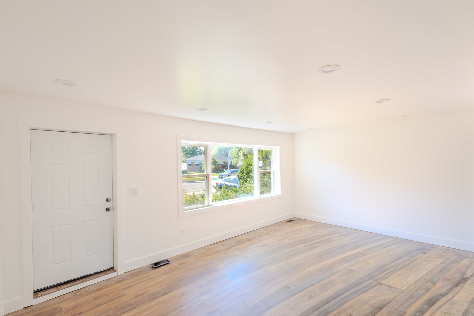10741 Mason Avenue Chicago Ridge, IL 60415 - Photo 12 of 33 Gallery Image 12