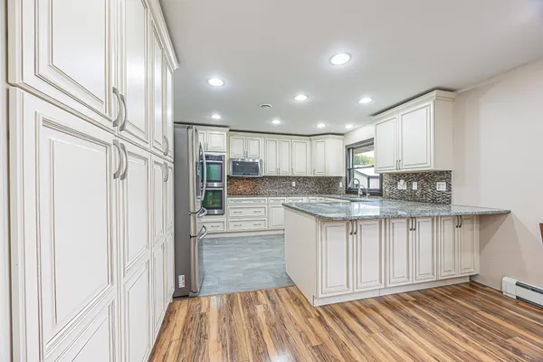 $385,900 | 322 4th Avenue Southeast, Hillsboro, ND 58045