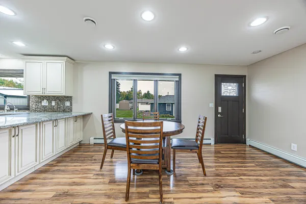 $399,900 | 322 4th Avenue Southeast, Hillsboro, ND 58045