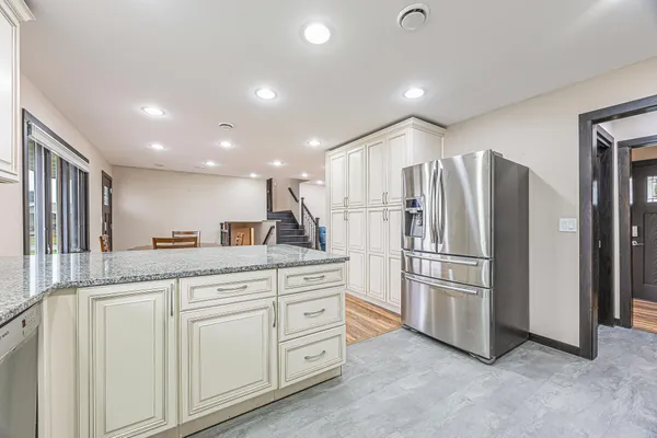 $385,900 | 322 4th Avenue Southeast, Hillsboro, ND 58045