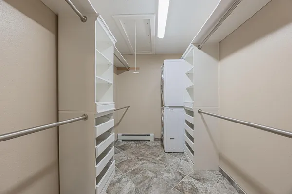 $399,900 | 322 4th Avenue Southeast, Hillsboro, ND 58045