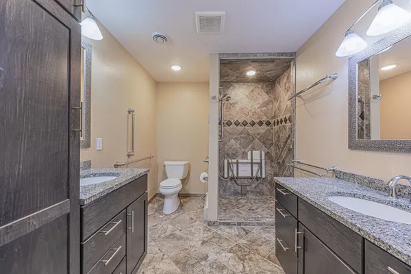 $385,900 | 322 4th Avenue Southeast, Hillsboro, ND 58045