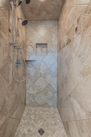 $399,900 | 322 4th Avenue Southeast, Hillsboro, ND 58045