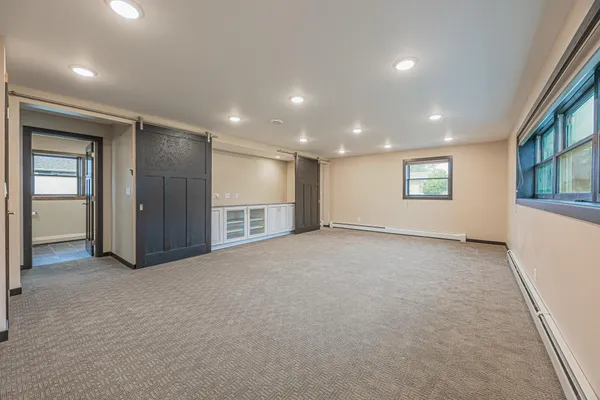 $385,900 | 322 4th Avenue Southeast, Hillsboro, ND 58045