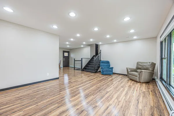 $399,900 | 322 4th Avenue Southeast, Hillsboro, ND 58045