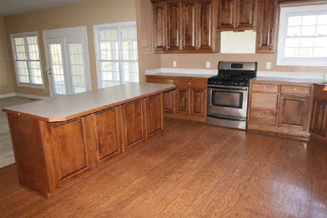 5451 Rock Creek Road Tullahoma, TN 37388 - Photo 11 of 20 Gallery Image 11