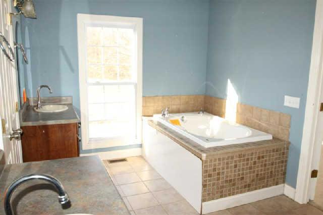 5451 Rock Creek Road Tullahoma, TN 37388 - Photo 14 of 20 Gallery Image 14