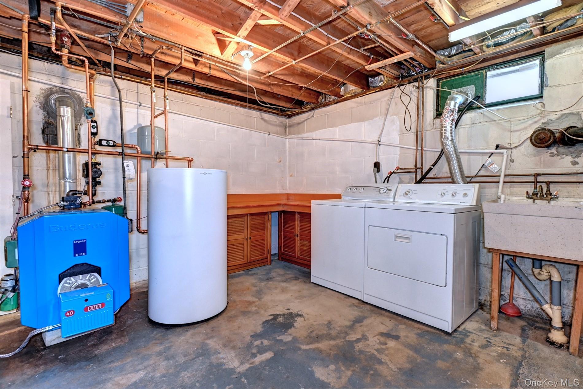 20 Valentine Road Shoreham, NY 11786 - Photo 22 of 39 New Buderus Burner and Vissmann Hot Water Heater + New Roth Oil Tank