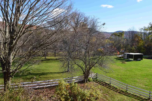 $329,000 | 4615 Highway 5, Barnet, VT 05050