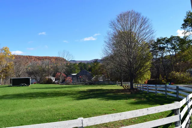 $329,000 | 4615 Highway 5, Barnet, VT 05050