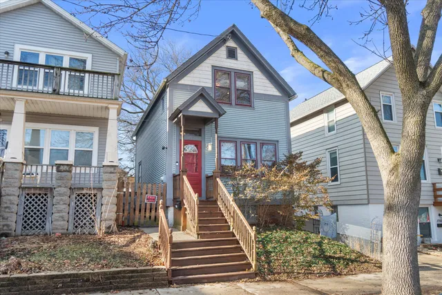 $315,000 | 1751 North Franklin Place, Milwaukee, WI 53202