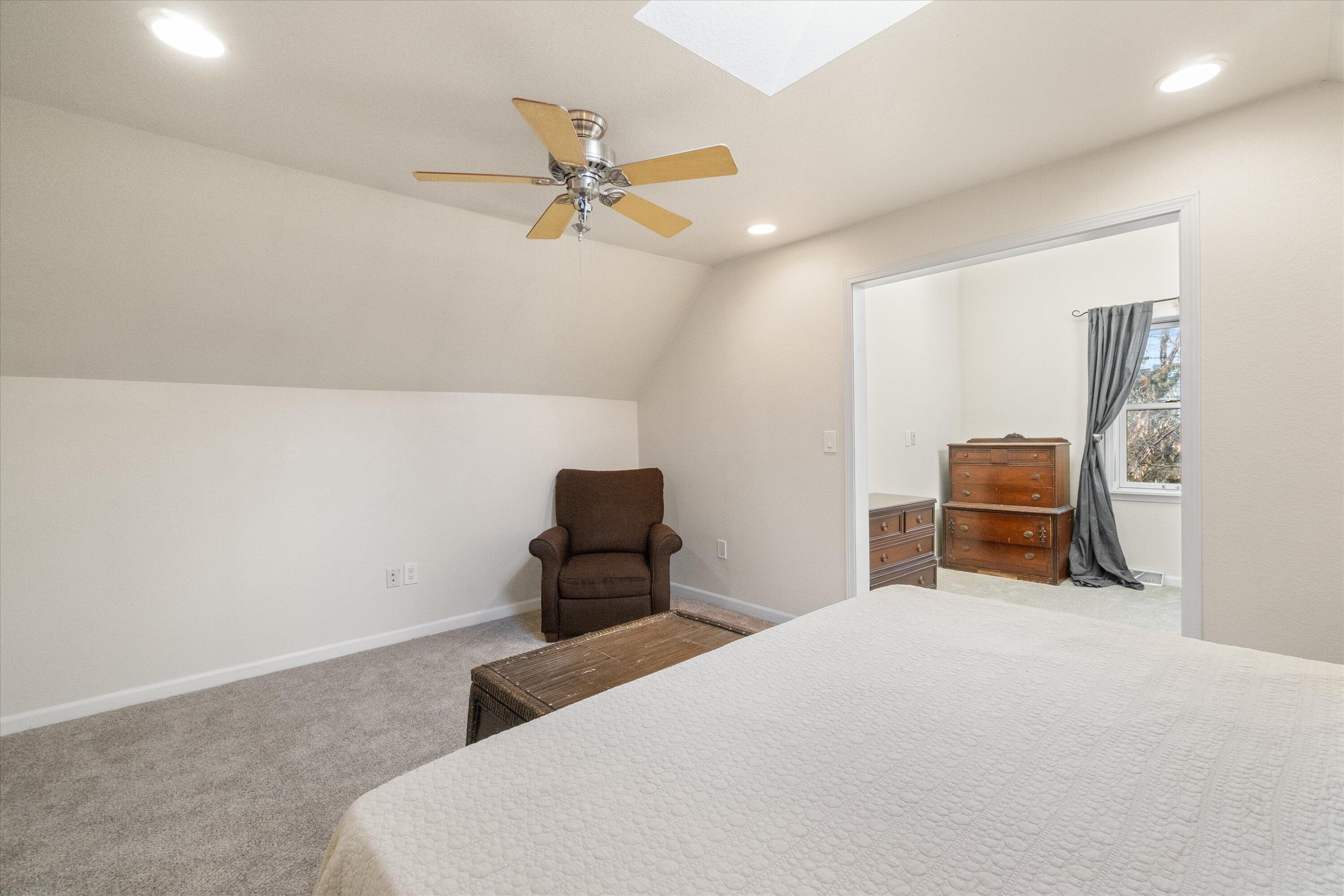 1751 North Franklin Place Milwaukee, WI 53202 - Photo 16 of 27 14-DSC00788