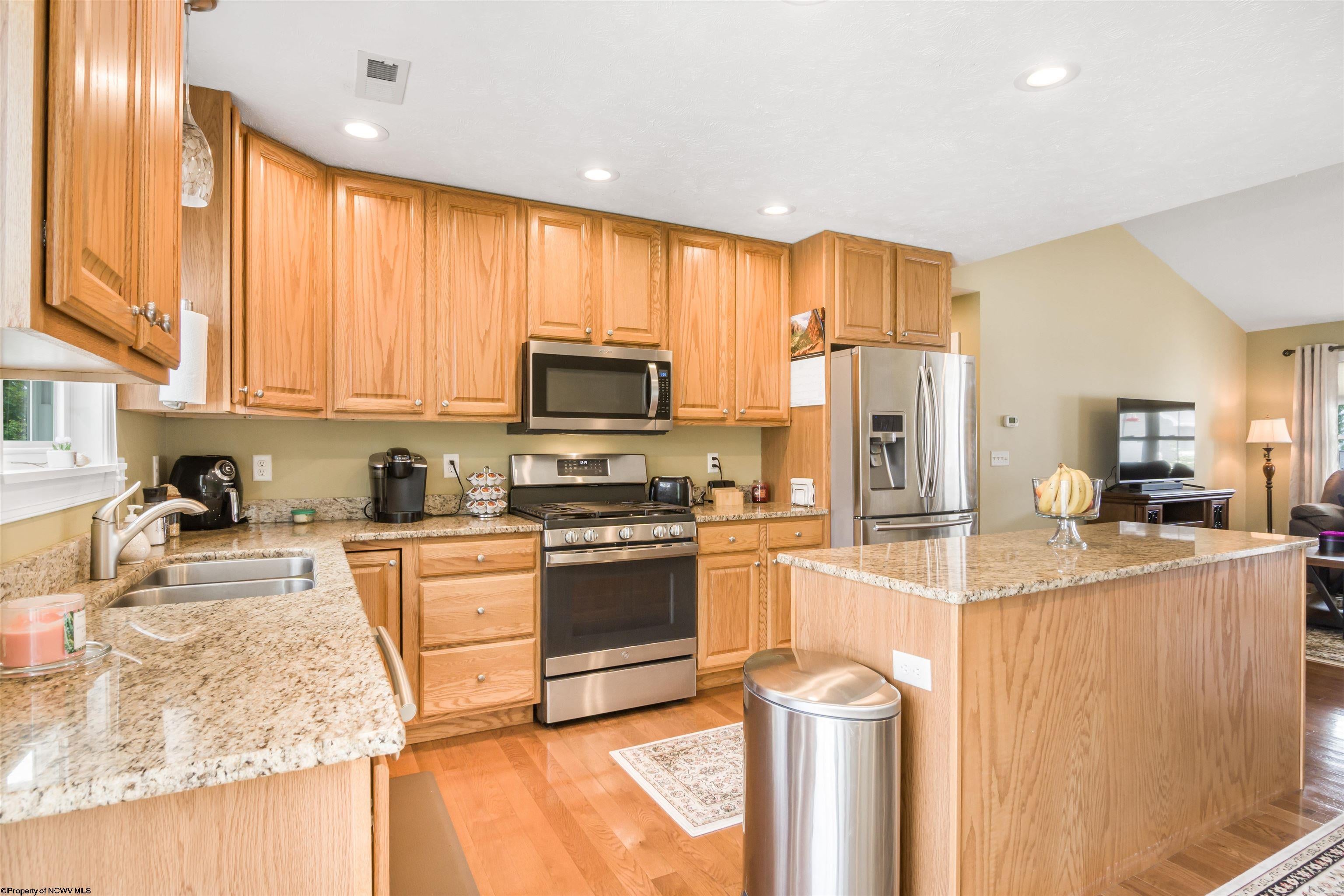 2 Amber Ridge Morgantown, WV 26508 - Photo 10 of 36 Gallery Image 10