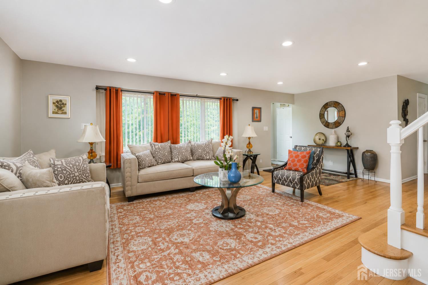 90 Farms Rd Circle East Brunswick, NJ 08816 - Photo 5 of 39
