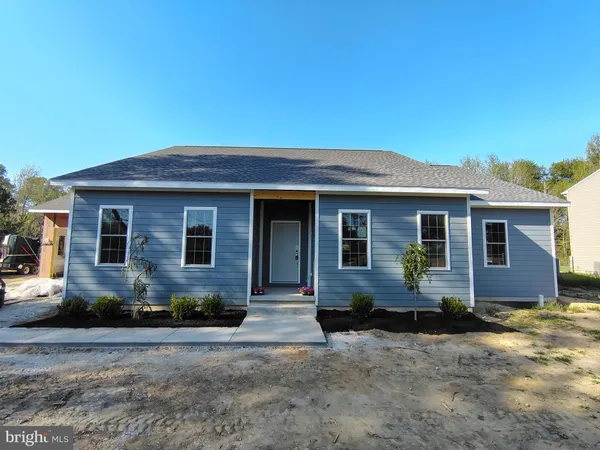 front view of house with a yard