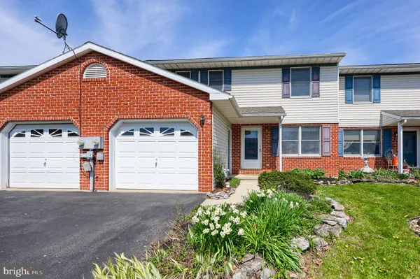 $255,000 | 142 Palm Lane, Lebanon, PA 17042