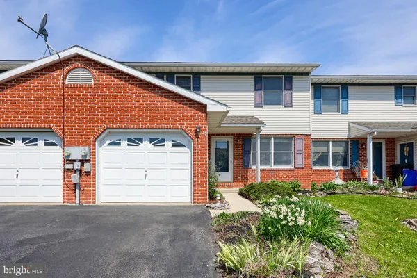 $255,000 | 142 Palm Lane, Lebanon, PA 17042