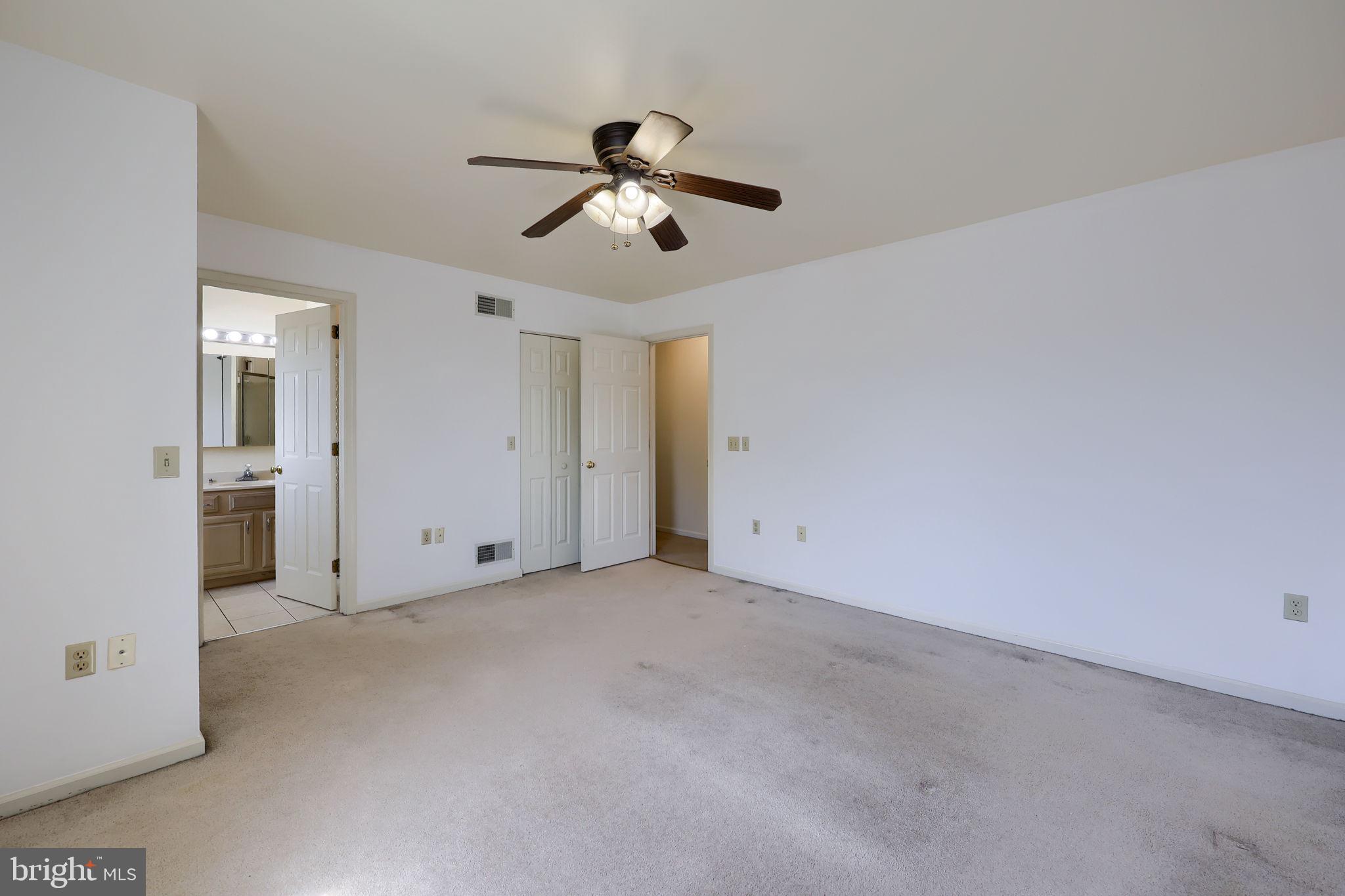 142 Palm Lane Lebanon, PA 17042 - Photo 27 of 38 a view of empty room with wooden floor