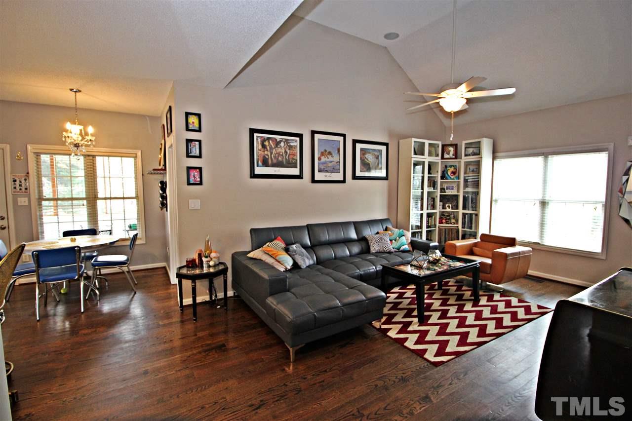 2325 K K Wesley Way Raleigh, NC 27610 - Photo 5 of 25