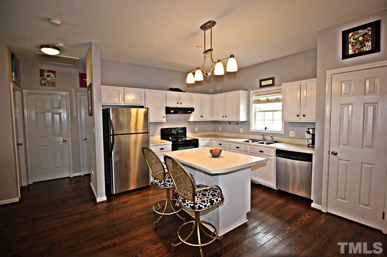 2325 K K Wesley Way Raleigh, NC 27610 - Photo 8 of 25