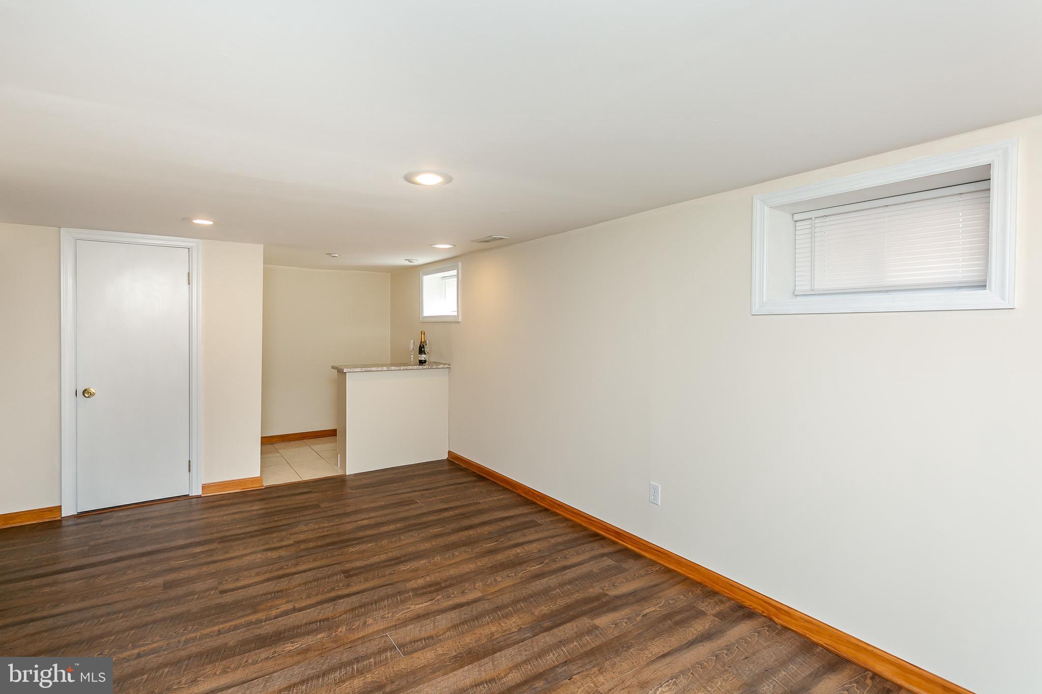 1810 Portship Road Baltimore, MD 21222 - Photo 30 of 44