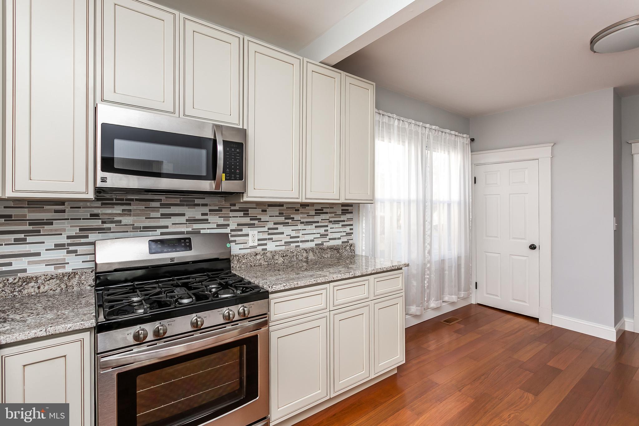 1810 Portship Road Baltimore, MD 21222 - Photo 7 of 44