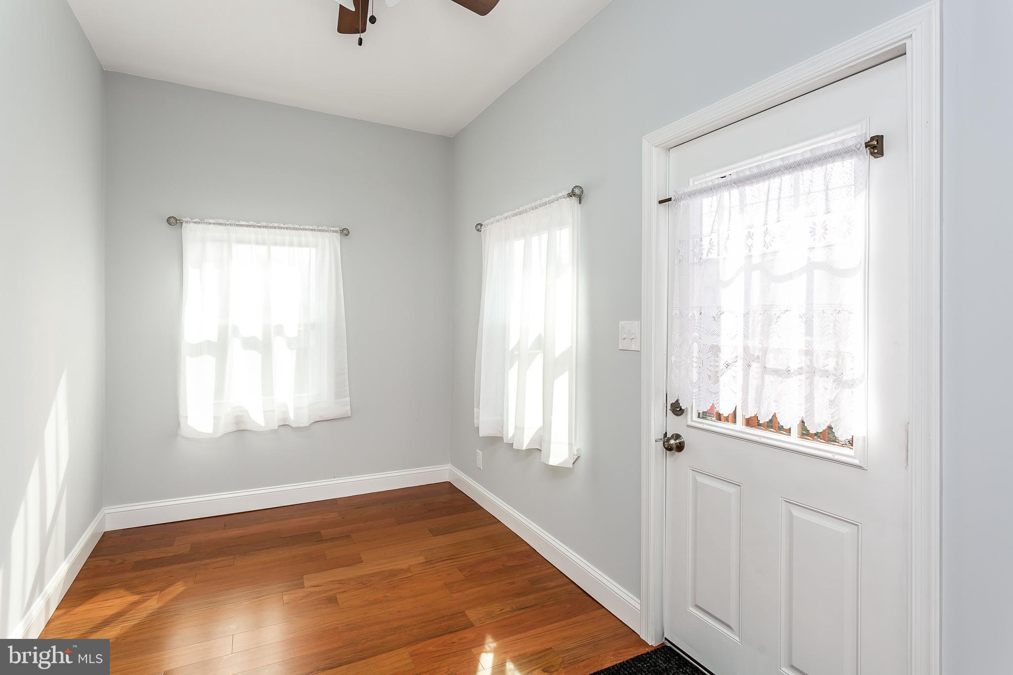 1810 Portship Road Baltimore, MD 21222 - Photo 8 of 44 Mudroom