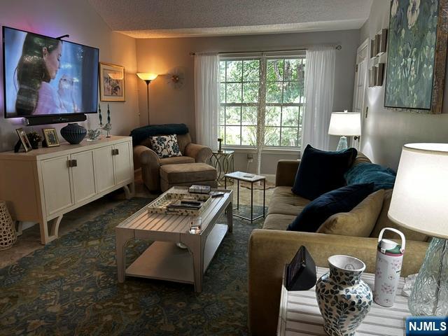 1029 Castle Road Mahwah, NJ 07430 - Photo 13 of 18