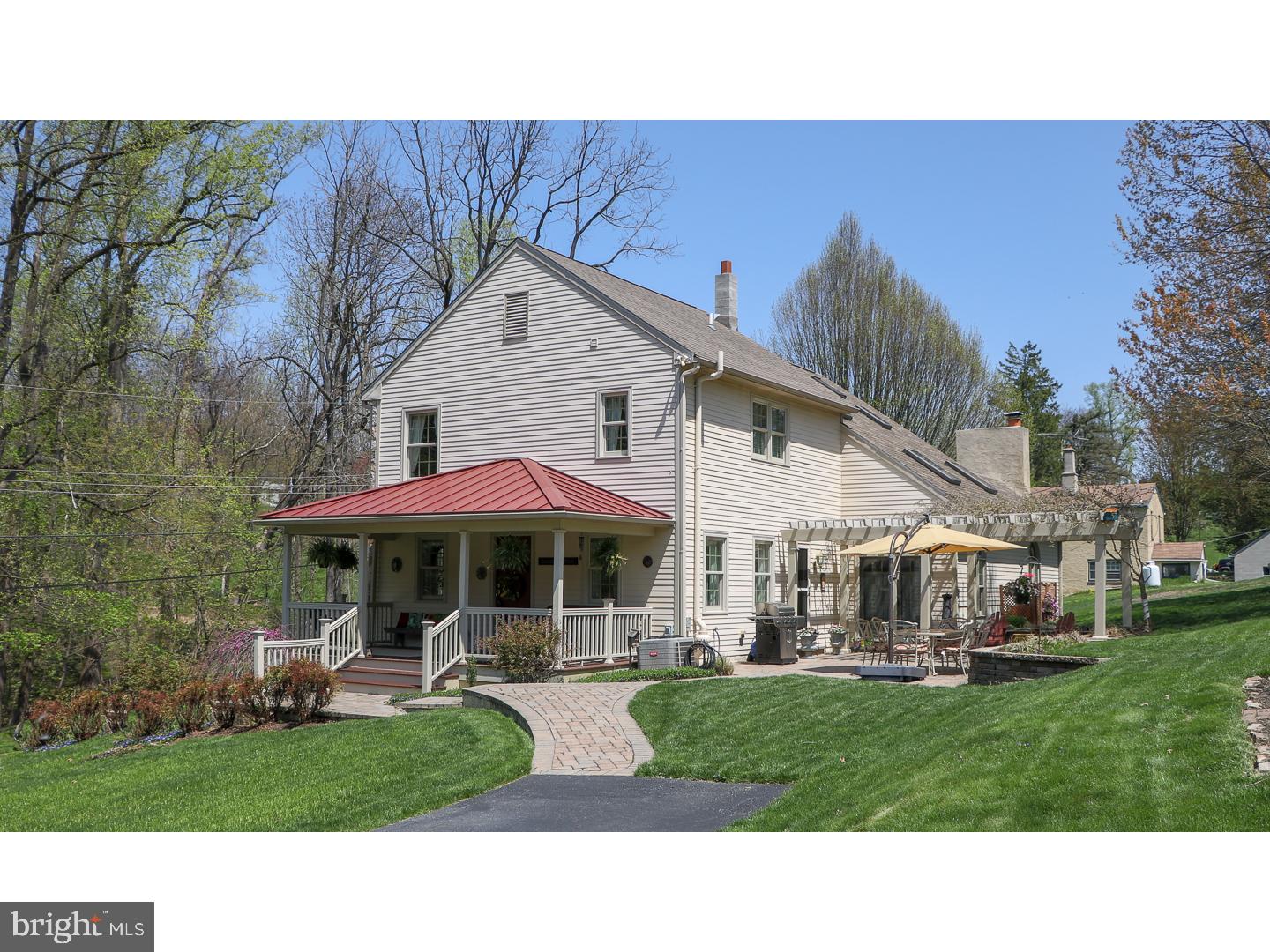 800 Ravine Road Downingtown, PA 19335 - Photo 2 of 19 Exterior Side
