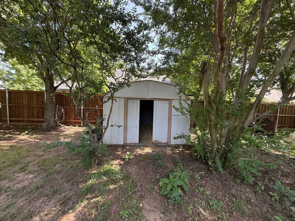 802 North Main Street Tioga, TX 76271 - Photo 15 of 20
