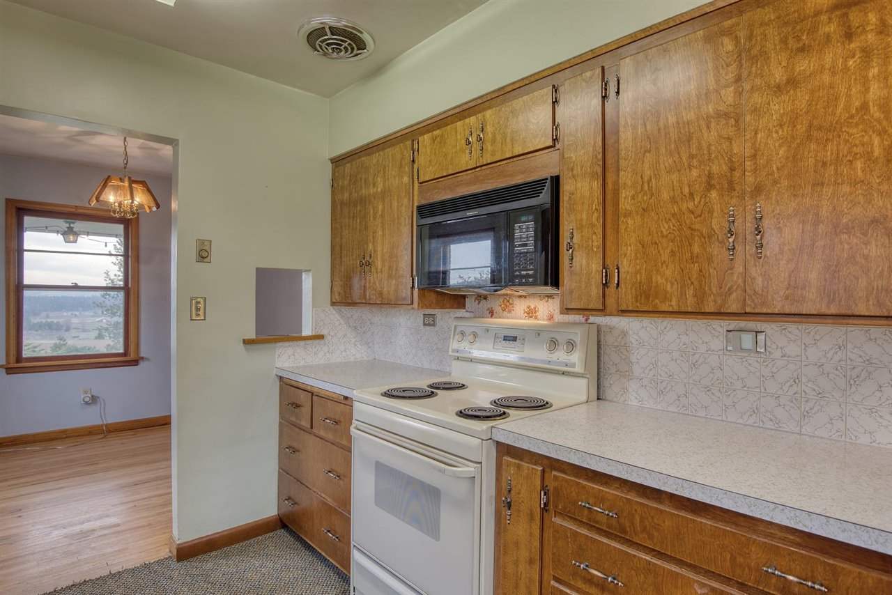 5601 East Bernhill Road Colbert, WA 99005 - Photo 15 of 44
