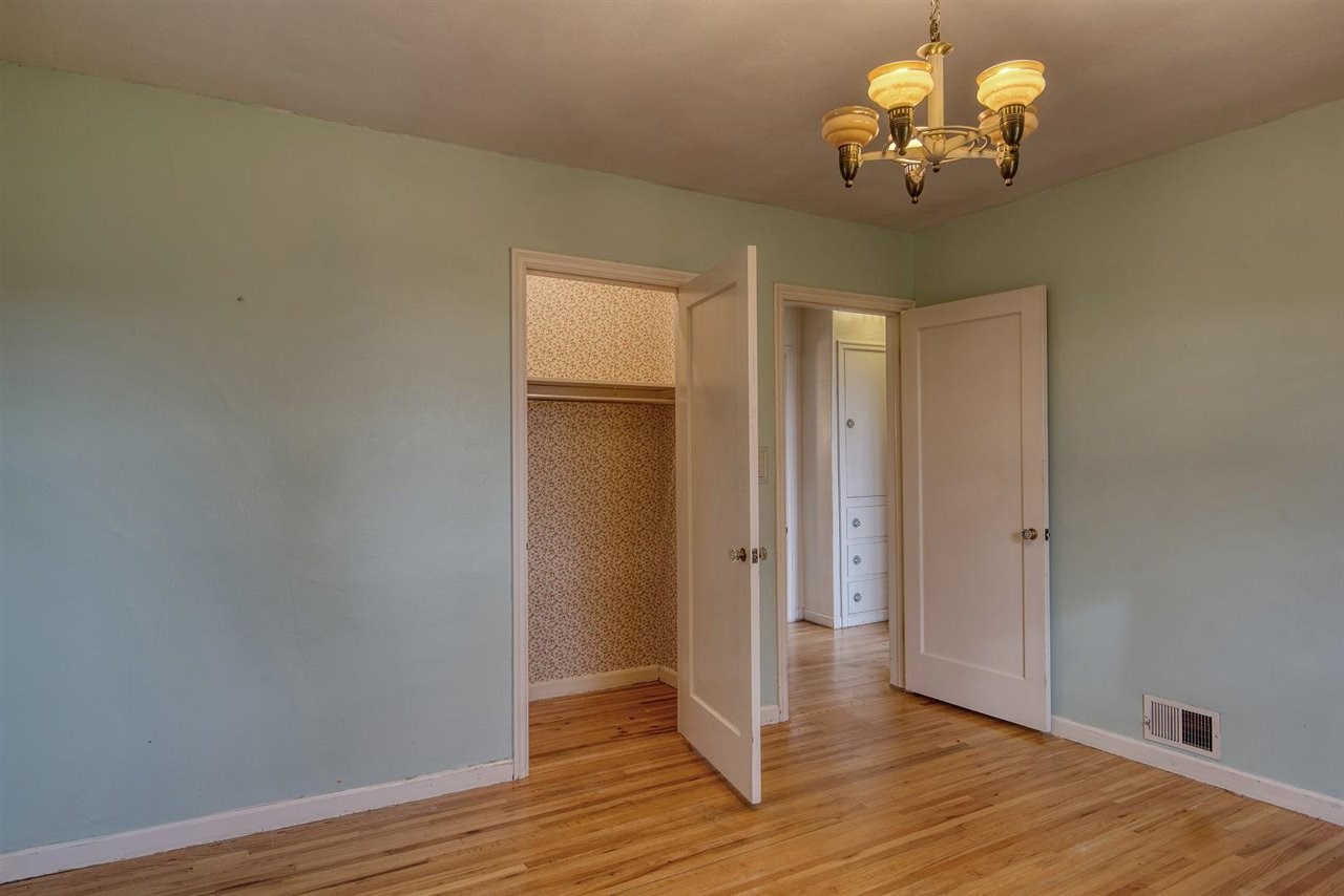 5601 East Bernhill Road Colbert, WA 99005 - Photo 21 of 44