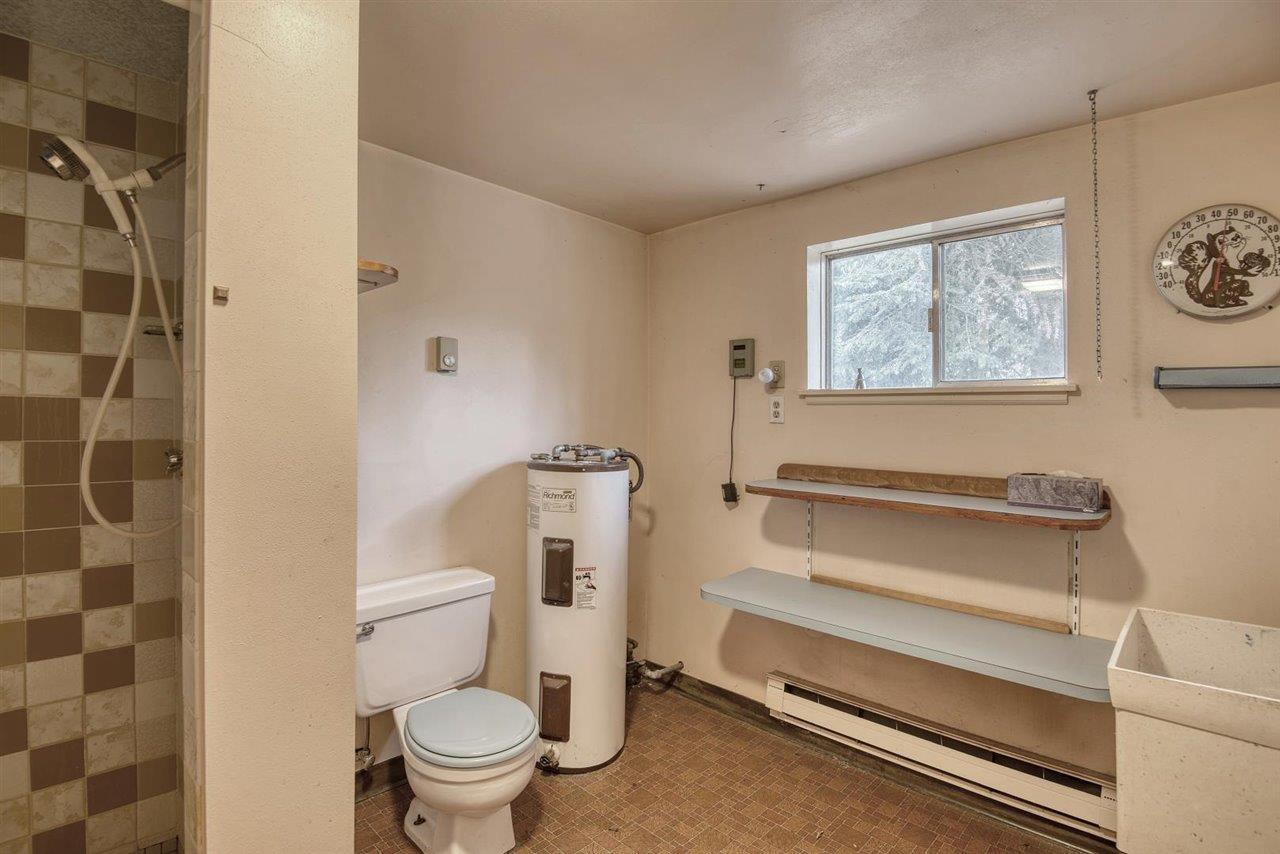 5601 East Bernhill Road Colbert, WA 99005 - Photo 34 of 44